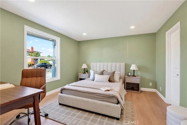1524 E Briardale, Orange, CA 92865