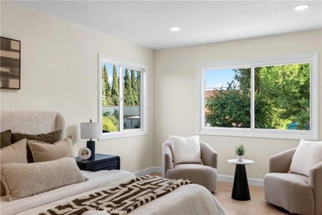 1524 E Briardale, Orange, CA 92865