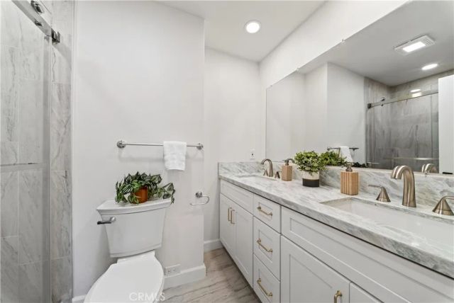 1524 E Briardale, Orange, CA 92865