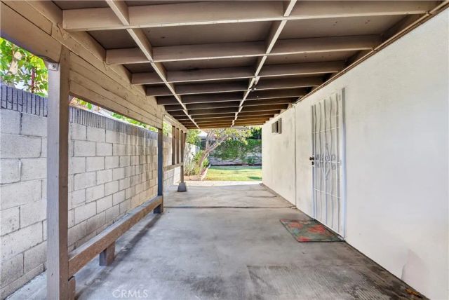 1524 E Briardale, Orange, CA 92865
