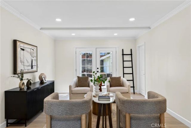 1524 E Briardale, Orange, CA 92865