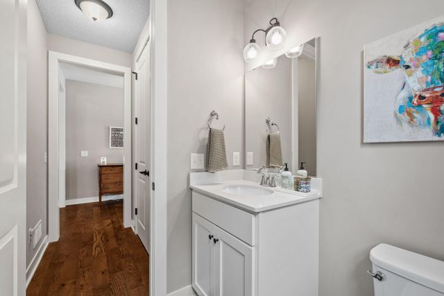 9966 Arrowwood Trail, Woodbury, MN 55129