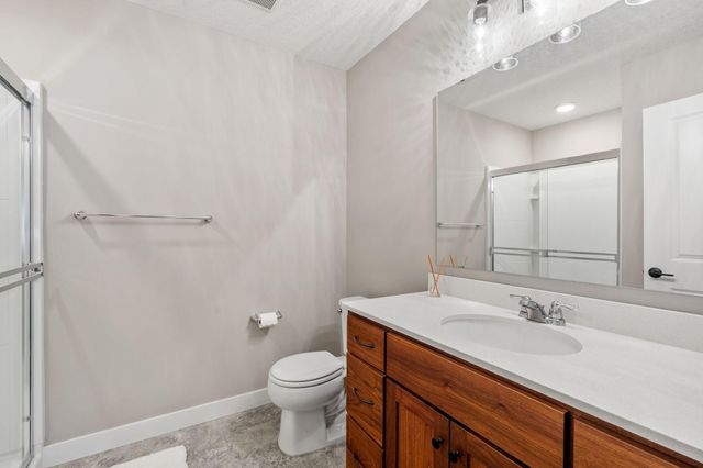 9966 Arrowwood Trail, Woodbury, MN 55129