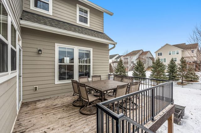 9966 Arrowwood Trail, Woodbury, MN 55129