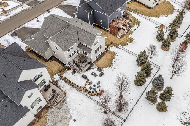 9966 Arrowwood Trail, Woodbury, MN 55129