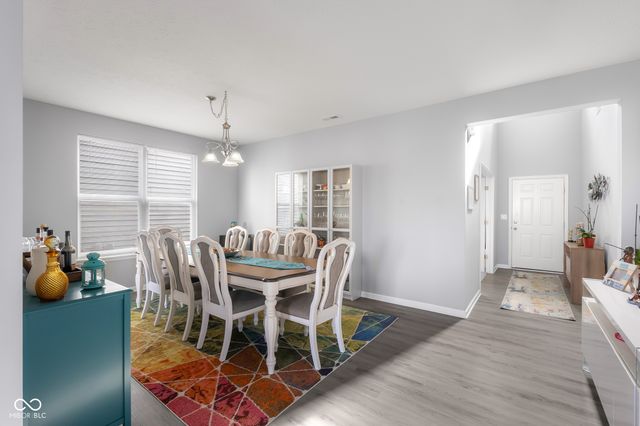 2402 Creekland Drive, Columbus, IN 47201