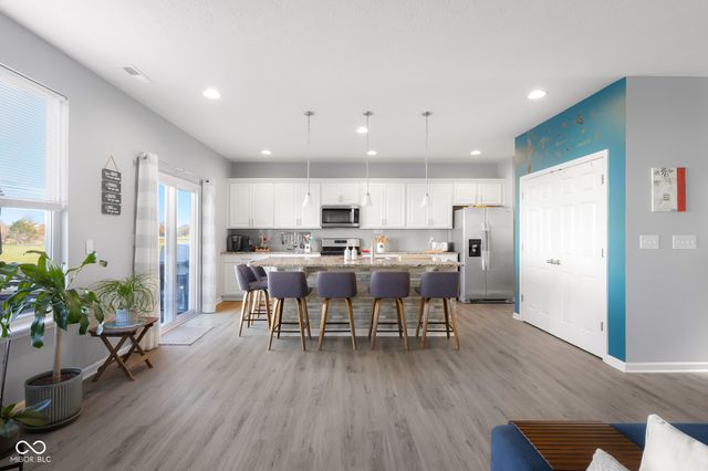 2402 Creekland Drive, Columbus, IN 47201