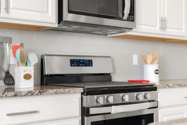 2402 Creekland Drive, Columbus, IN 47201