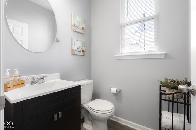 2402 Creekland Drive, Columbus, IN 47201