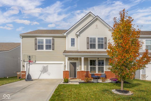 2402 Creekland Drive, Columbus, IN 47201