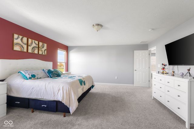 2402 Creekland Drive, Columbus, IN 47201