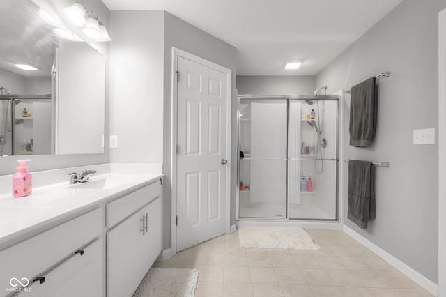 2402 Creekland Drive, Columbus, IN 47201