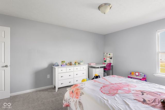 2402 Creekland Drive, Columbus, IN 47201