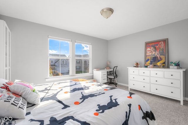 2402 Creekland Drive, Columbus, IN 47201