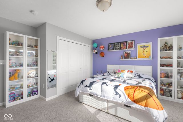 2402 Creekland Drive, Columbus, IN 47201