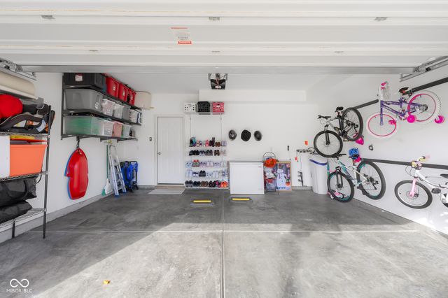 2402 Creekland Drive, Columbus, IN 47201