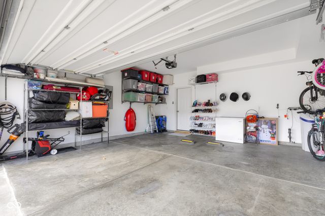 2402 Creekland Drive, Columbus, IN 47201