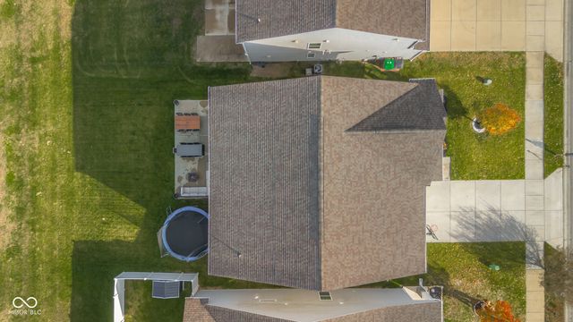 2402 Creekland Drive, Columbus, IN 47201