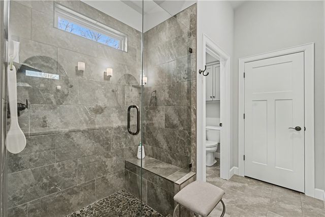 9 Luncarty Lane, Bella Vista, AR 72715