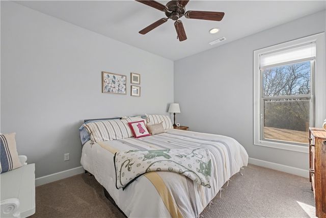 9 Luncarty Lane, Bella Vista, AR 72715