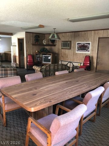 350 East DESERT INN Road H201, Las Vegas, NV 89109