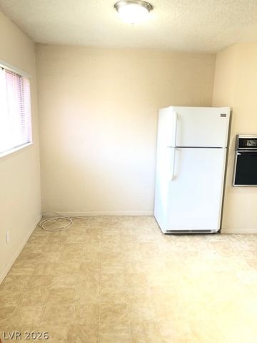 350 East DESERT INN Road H201, Las Vegas, NV 89109