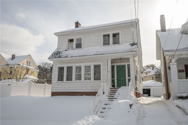 221 WHITTIER Avenue, Syracuse, NY 13204
