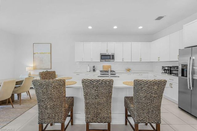 20269 Fair Oak LN, Estero, FL 33928