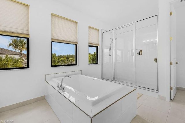 20269 Fair Oak LN, Estero, FL 33928