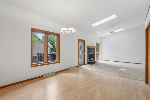 310 High Point Road, Madison, WI 53717