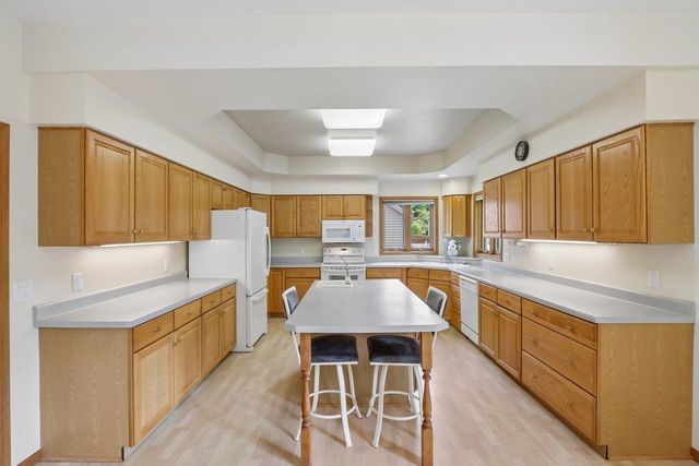 310 High Point Road, Madison, WI 53717