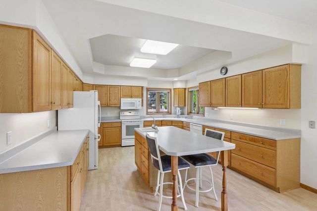 310 High Point Road, Madison, WI 53717