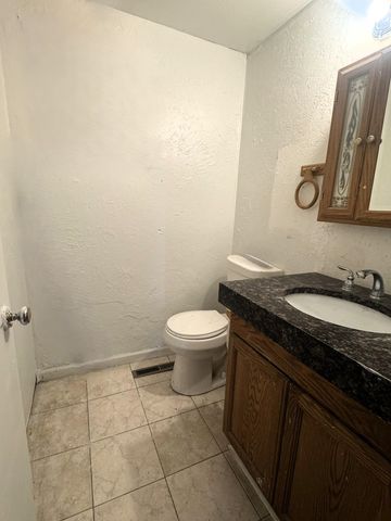 1535 Kearsley Park Boulevard, Flint, MI 48503