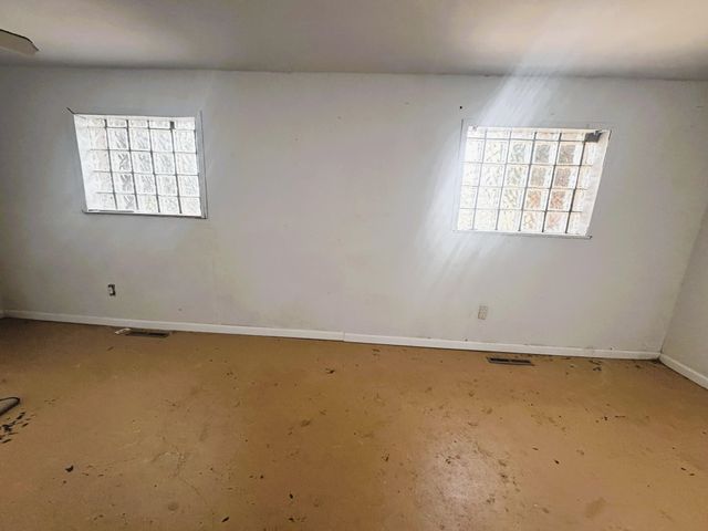 1535 Kearsley Park Boulevard, Flint, MI 48503