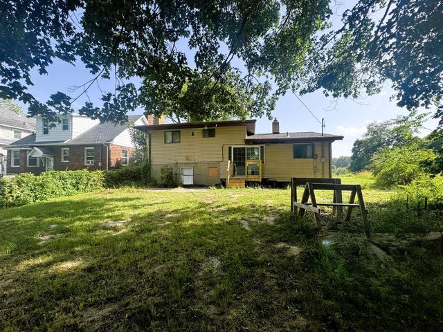 1535 Kearsley Park Boulevard, Flint, MI 48503