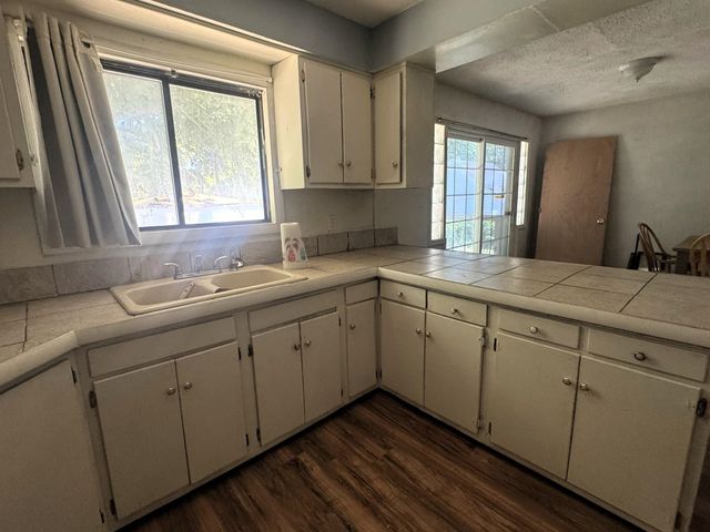 1535 Kearsley Park Boulevard, Flint, MI 48503