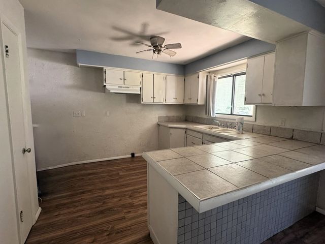 1535 Kearsley Park Boulevard, Flint, MI 48503