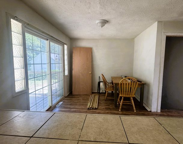 1535 Kearsley Park Boulevard, Flint, MI 48503