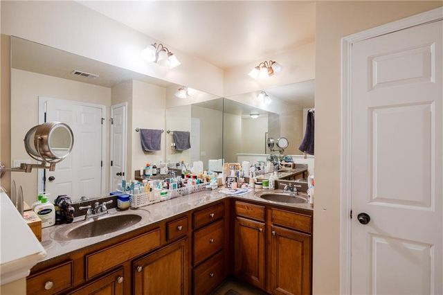 625 Grove Manor Park 182, Suwanee, GA 30024
