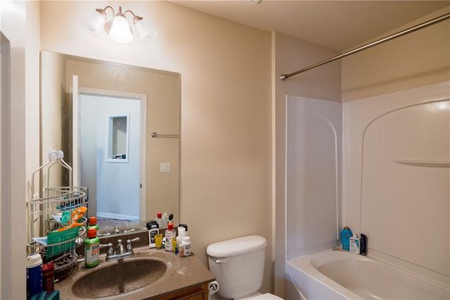 625 Grove Manor Park 182, Suwanee, GA 30024