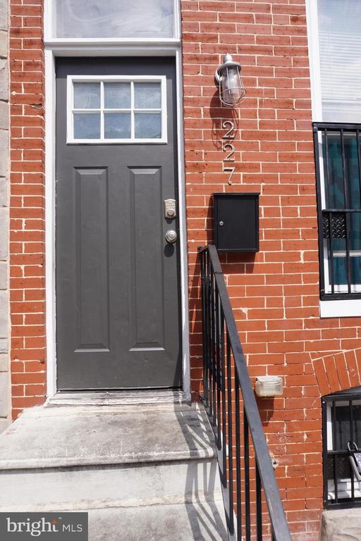227 N ROSE ST, Baltimore, MD 21224