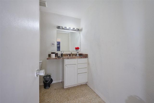 4100 PARK AVENUE, Indian Lake Estates, FL 33855