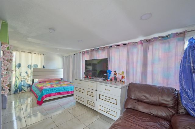 4100 PARK AVENUE, Indian Lake Estates, FL 33855