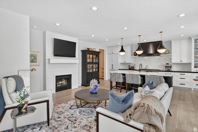 1007 S COTTAM LN, Salt Lake City, UT 84105