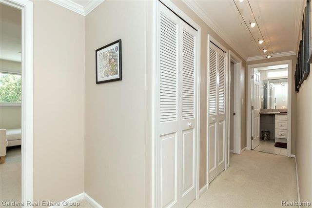 943 Huntsford Court, Troy, MI 48084