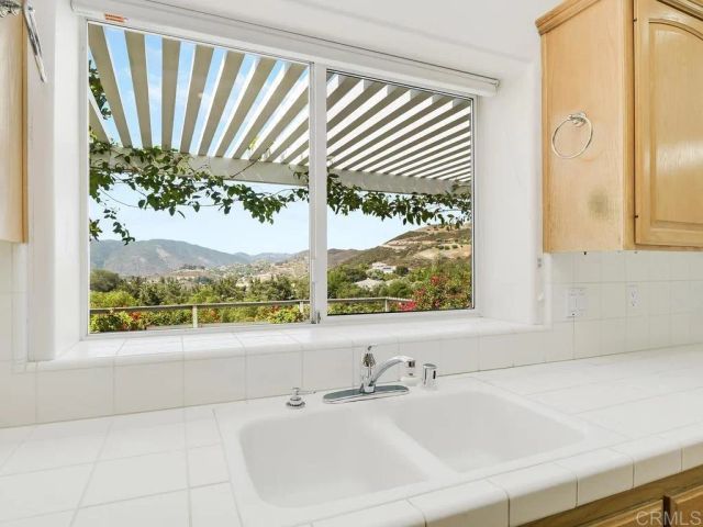 1453 Margarita Glen, Fallbrook, CA 92028