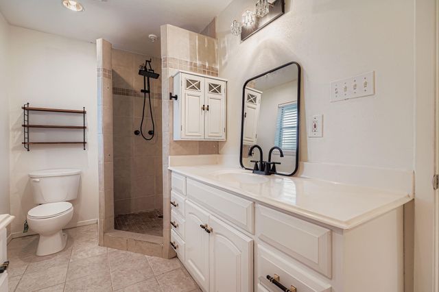 1411 Neptune Lane, Houston, TX 77062