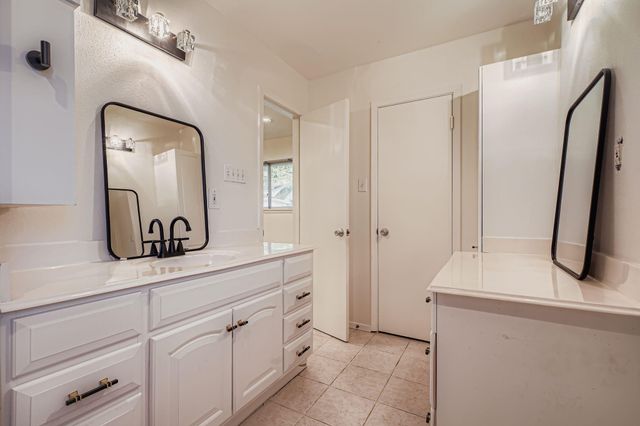 1411 Neptune Lane, Houston, TX 77062