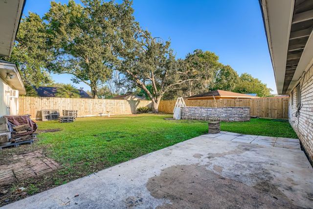 1411 Neptune Lane, Houston, TX 77062