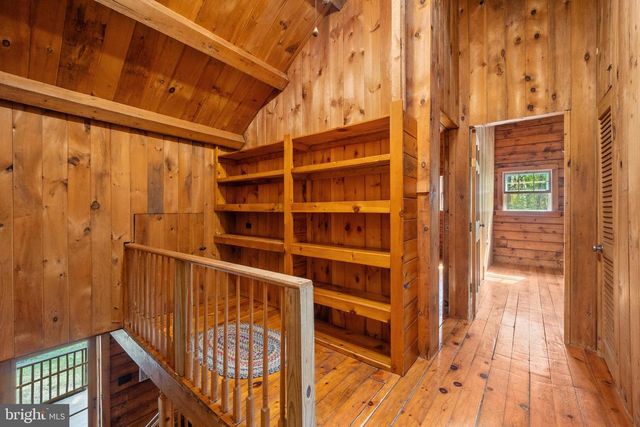 912 HEATHER LN, Phoenixville, PA 19460